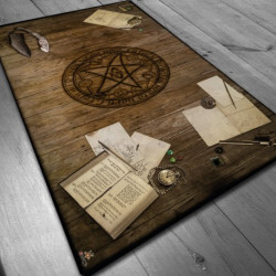 TAPETE DE NEOPRENO 150 X 90cm - LOVECRAFT