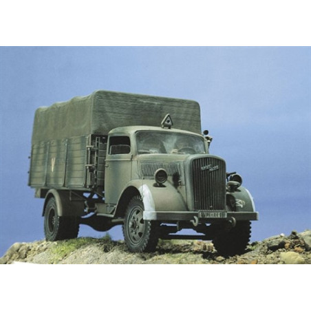 MODELO 1:35 OPEL BLITZ